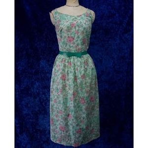 VINTAGE 1950s swing dress